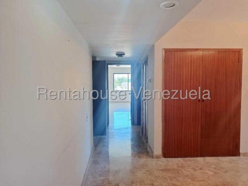 Foto Apartamento en Venta en Maracaibo, Zulia - U$D 55.000 - APV248334 - BienesOnLine