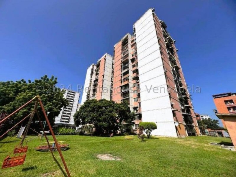 Foto Apartamento en Venta en Jose Casanova Godoy, Maracay, Aragua - U$D 24.500 - APV235805 - BienesOnLine