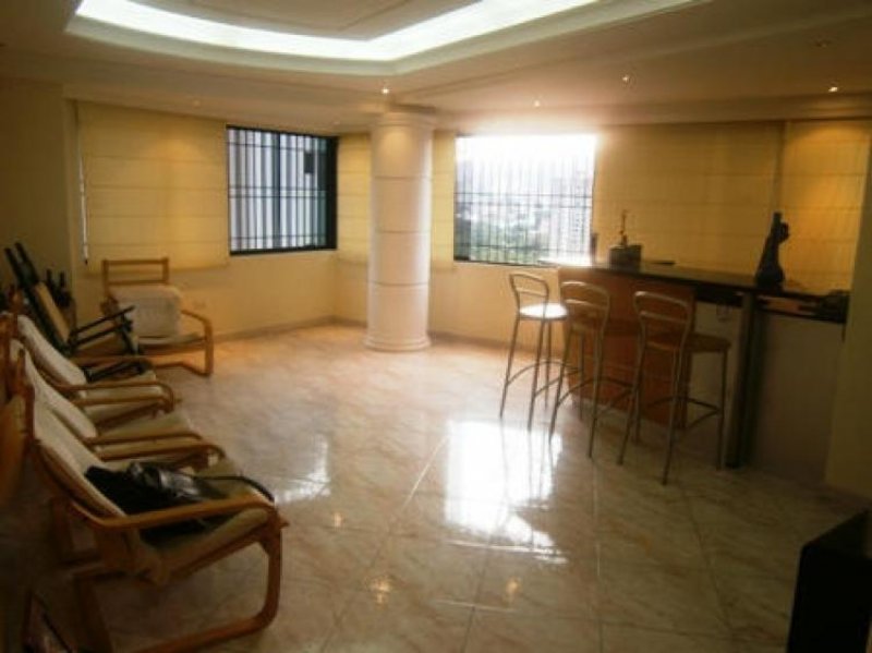 Foto Apartamento en Venta en Las Chimeneas, Valencia, Carabobo - BsF 5.000.000 - APV49947 - BienesOnLine