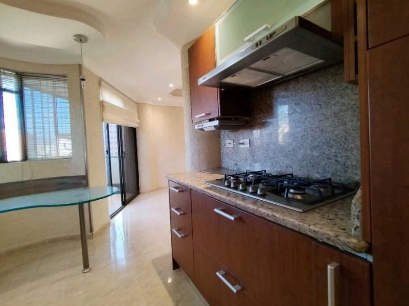 Foto Apartamento en Venta en Valencia, Valencia, Carabobo - U$D 65.000 - APV234288 - BienesOnLine