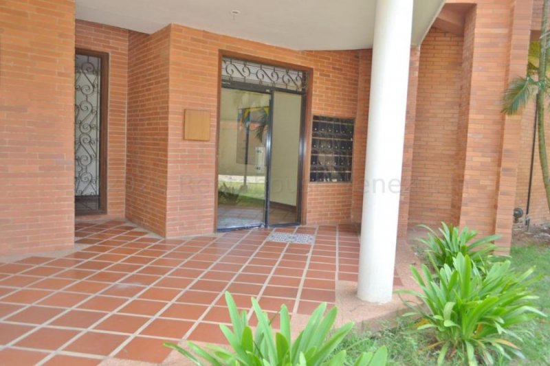 Foto Apartamento en Venta en Maracaibo, Zulia - U$D 38.000 - APV239389 - BienesOnLine