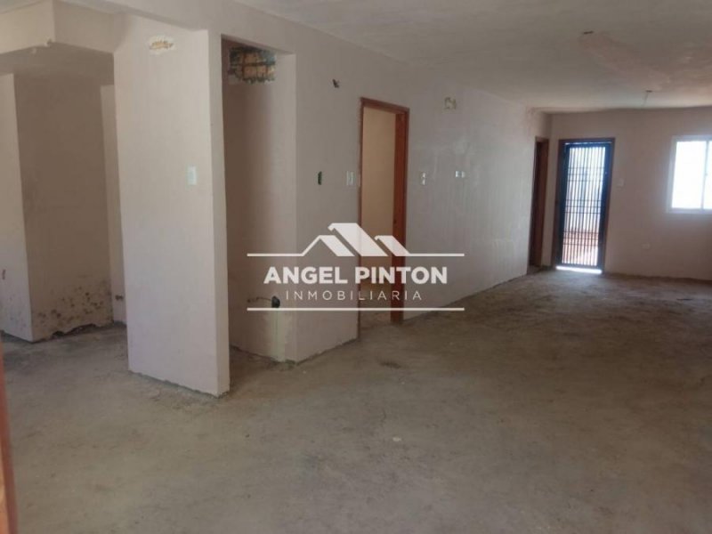 Foto Apartamento en Venta en Este, Maracaibo, Zulia - U$D 22.888 - APV232401 - BienesOnLine