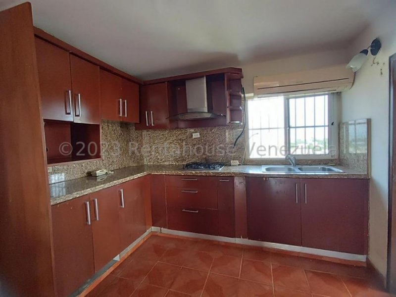 Foto Apartamento en Venta en Maracaibo, Zulia - U$D 24.000 - APV239835 - BienesOnLine