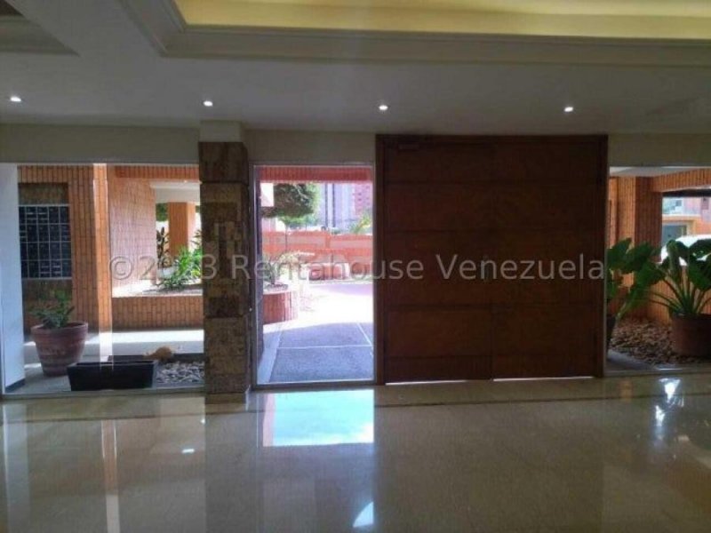 Foto Apartamento en Venta en Maracaibo, Zulia - U$D 96.000 - APV200021 - BienesOnLine