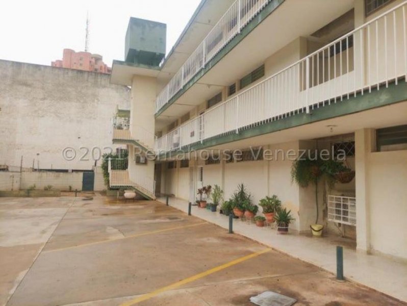 Foto Apartamento en Venta en Maracaibo, Zulia - U$D 14.997 - APV203981 - BienesOnLine