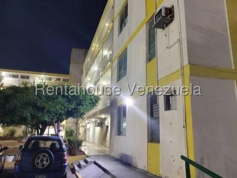 Foto Apartamento en Venta en Maracaibo, Zulia - U$D 11.500 - APV242758 - BienesOnLine