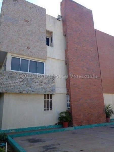 Foto Apartamento en Venta en Maracaibo, Zulia - U$D 28.000 - APV244091 - BienesOnLine