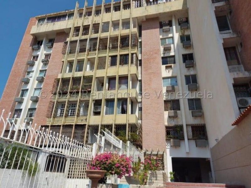 Foto Apartamento en Venta en Maracaibo, Zulia - U$D 17.000 - APV244816 - BienesOnLine