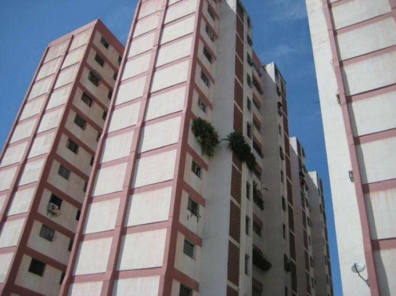 Foto Apartamento en Venta en Barquisimeto, Lara - BsF 30.000.000 - APV83080 - BienesOnLine