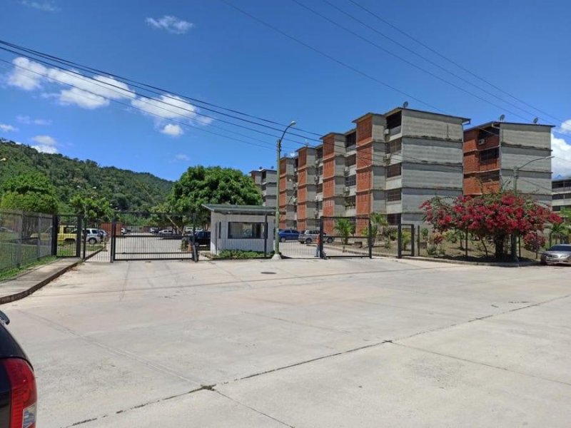 Apartamento en Venta en Camino Real Guarenas, Miranda