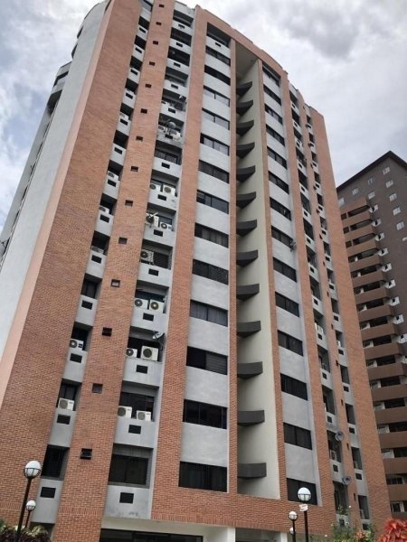 Foto Apartamento en Venta en LA TRIGALEÑA, Valencia, Carabobo - U$D 40.000 - APV142823 - BienesOnLine