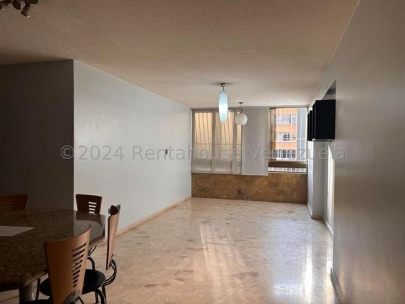 Apartamento en Venta en la urbina Caracas, Distrito Federal