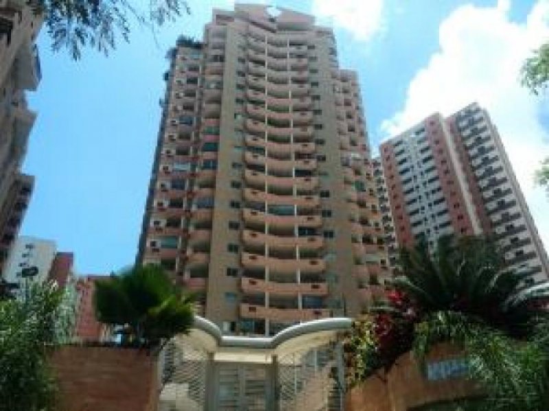 Foto Apartamento en Venta en Las Chimeneas, Valencia, Carabobo - BsF 33.000.000 - APV85398 - BienesOnLine