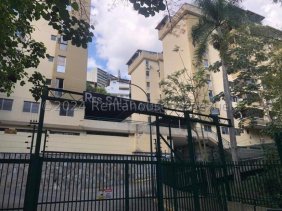 Apartamento en Venta en las esmeraldas Caracas, Distrito Federal