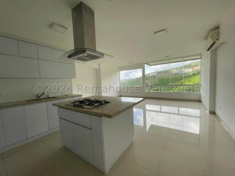 Apartamento en venta Lomas del sol 24-28163