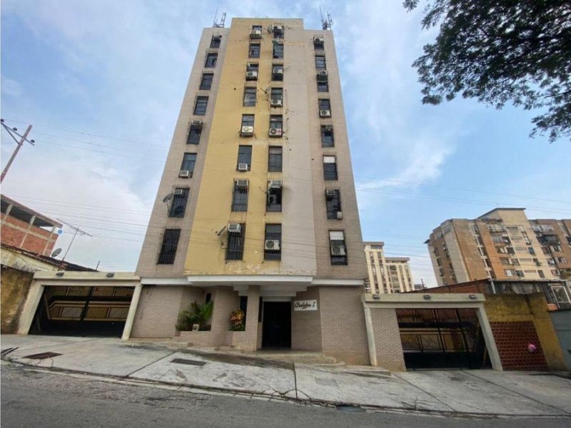 Foto Apartamento en Venta en SAN JOSE, LOS COLORADOS, Carabobo - U$D 17.000 - APV220318 - BienesOnLine