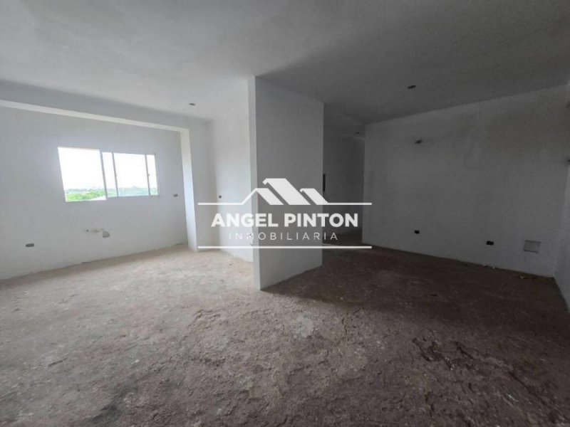 Foto Apartamento en Venta en Maracaibo, Zulia - U$D 11.000 - APV240266 - BienesOnLine