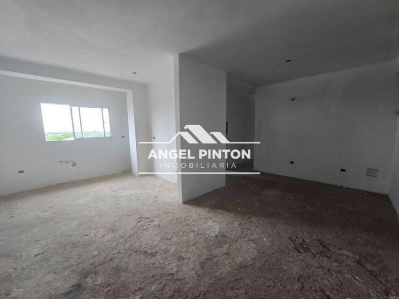 Foto Apartamento en Venta en Maracaibo, Zulia - U$D 11.000 - APV240196 - BienesOnLine