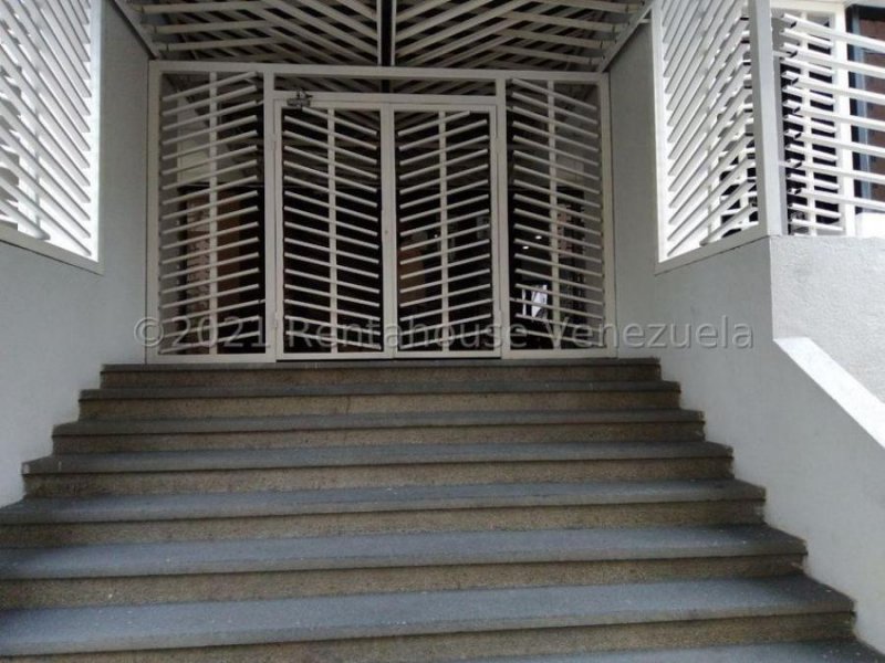 Foto Apartamento en Venta en Los Mangos, Valencia, Carabobo - U$D 47.000 - APV160852 - BienesOnLine