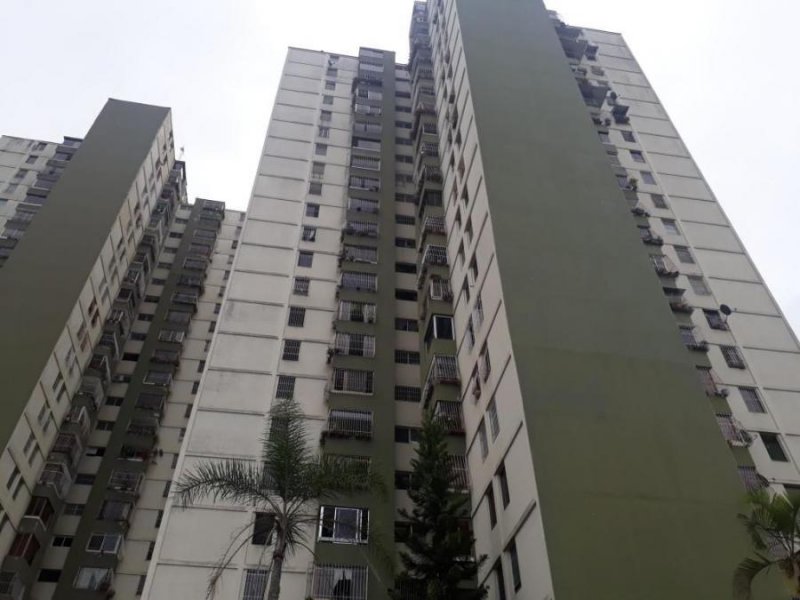 Foto Apartamento en Venta en Municipio Baruta, Los Samanes, Distrito Federal - U$D 30.000 - APV121799 - BienesOnLine