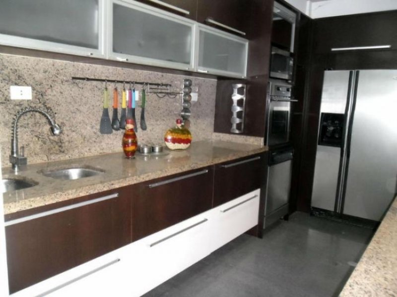 Foto Apartamento en Venta en Maracay, Aragua - BsF 8.000.000 - APV57632 - BienesOnLine