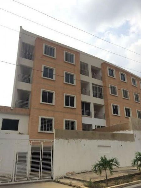 Foto Apartamento en Venta en naguanagua, Valencia, Carabobo - BsF 129.000.000 - APV100257 - BienesOnLine