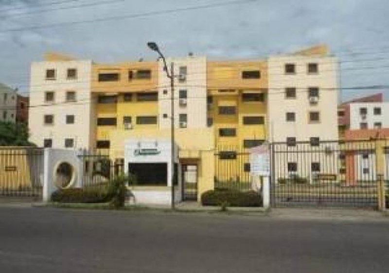 Foto Apartamento en Venta en Paraparal, Los Guayos, Carabobo - BsF 22.500.000 - APV94412 - BienesOnLine