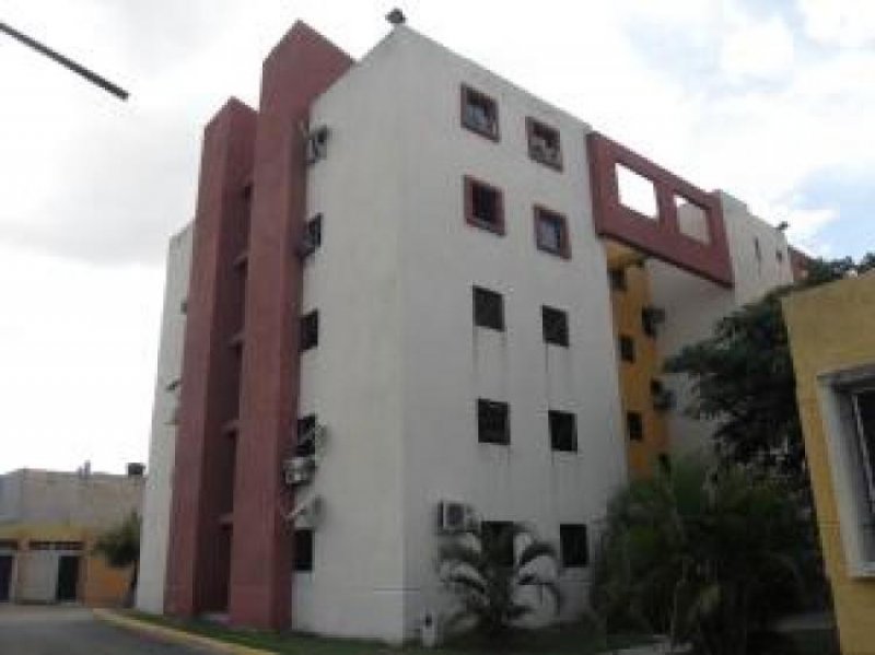 Foto Apartamento en Venta en Paraparal, Los Guayos, Carabobo - BsF 19.000.000 - APV86294 - BienesOnLine