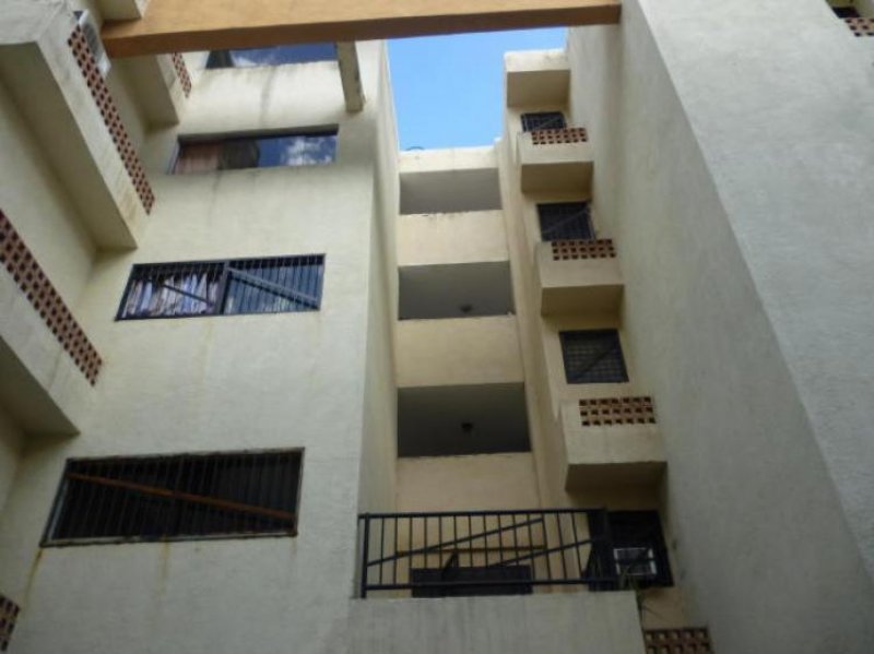 Foto Apartamento en Venta en Paraparal, Los Guayos, Carabobo - APV103887 - BienesOnLine