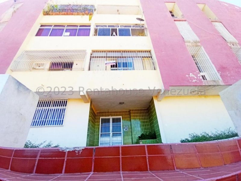 Foto Apartamento en Venta en Punto Fijo, Falcón - U$D 10.000 - APV198387 - BienesOnLine