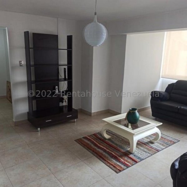 Apartamento en Venta San Antonio de Los Altos - Miranda # 24-23696