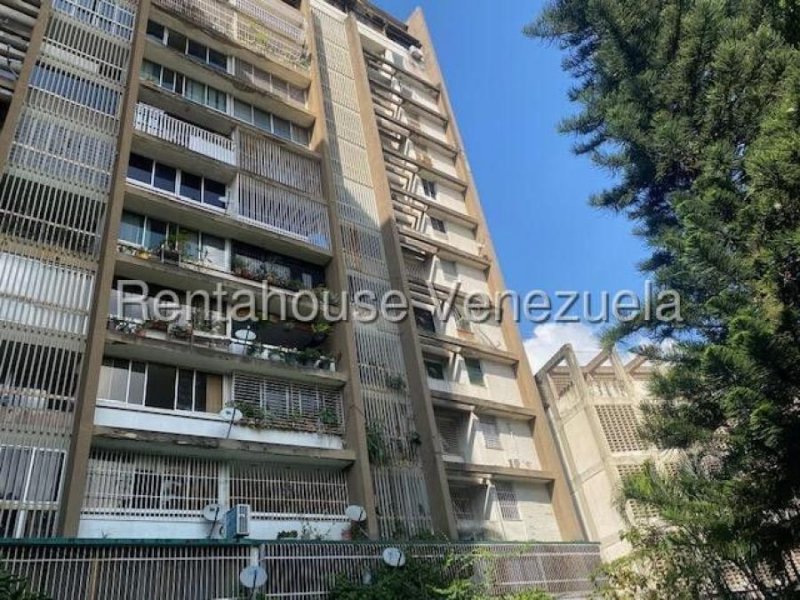 Apartamento en Venta San Bernardino - Caracas # 25-16351 04143054662 / 04143247646