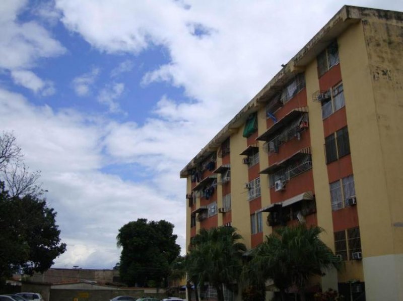 Foto Apartamento en Venta en Maracay, Aragua - BsF 25.000.000 - APV84404 - BienesOnLine