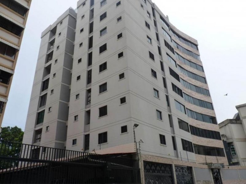 Foto Apartamento en Venta en Maracay, Aragua - BsF 300.000.000 - APV78463 - BienesOnLine