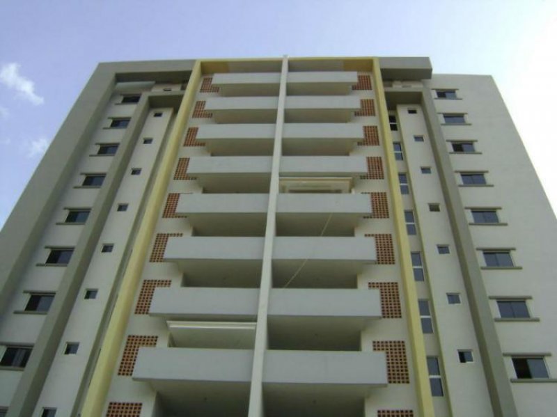 Foto Apartamento en Venta en Maracay, Aragua - BsF 7.800.000 - APV56263 - BienesOnLine