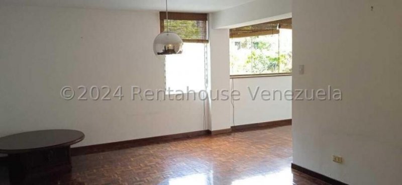 Apartamento en venta Santa Sofia  24-23203