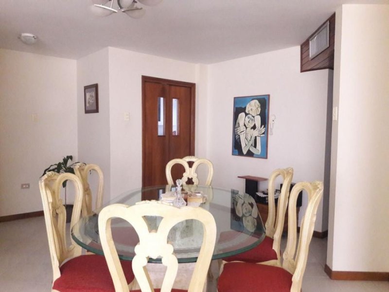 Foto Apartamento en Venta en NORTE, Maracaibo, Zulia - U$D 25.000 - APV129956 - BienesOnLine