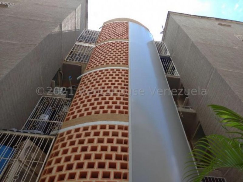 Foto Apartamento en Venta en Terrazas de San Diego, San Diego, Carabobo - U$D 16.000 - APV165088 - BienesOnLine