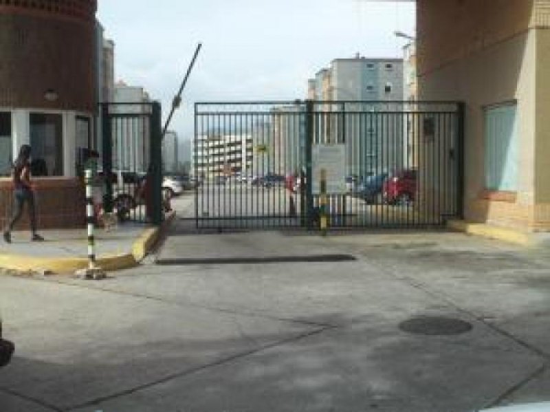 Foto Apartamento en Venta en Terrazas de San Diego, San Diego, Carabobo - BsF 80.000.000 - APV95389 - BienesOnLine