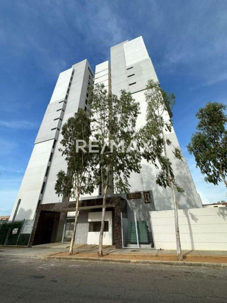 Foto Apartamento en Venta en Maracaibo, Zulia - U$D 60.000 - APV229801 - BienesOnLine