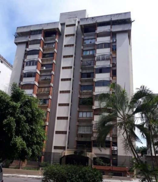 Foto Apartamento en Venta en Trigal Centro, Valencia, Carabobo - U$D 100.000 - APV160836 - BienesOnLine