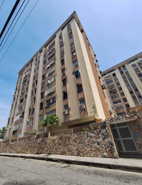 Foto Apartamento en Venta en valencia, Valencia, Carabobo - U$D 18.500 - APV225624 - BienesOnLine