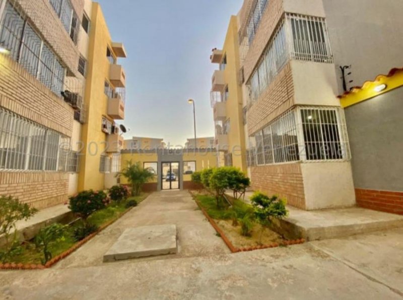 Apartamento en venta ubicado en Zarabon Punto Fijo Estado Falcón obra gris!