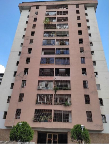 APARTAMENTO EN VENTA  URB. EL MARQUÉS