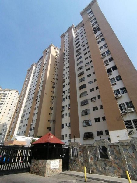 Foto Apartamento en Venta en Prebo, Carabobo - U$D 21.000 - APV193681 - BienesOnLine