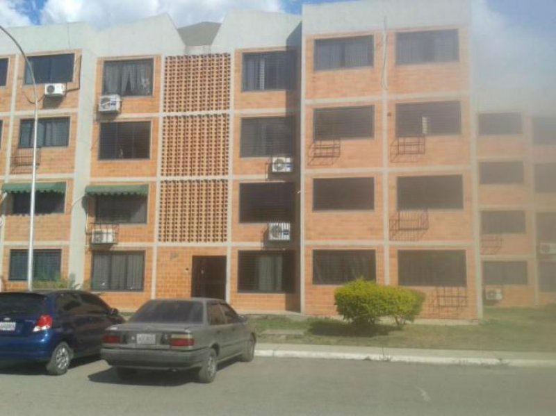 Foto Apartamento en Venta en Coropo, Maracay, Aragua - BsF 38.500.000 - APV98369 - BienesOnLine