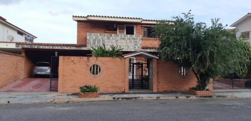 Foto Apartamento en Venta en VALLES DE CAMORUCO, Valencia, Carabobo - U$D 140.000 - APV142332 - BienesOnLine