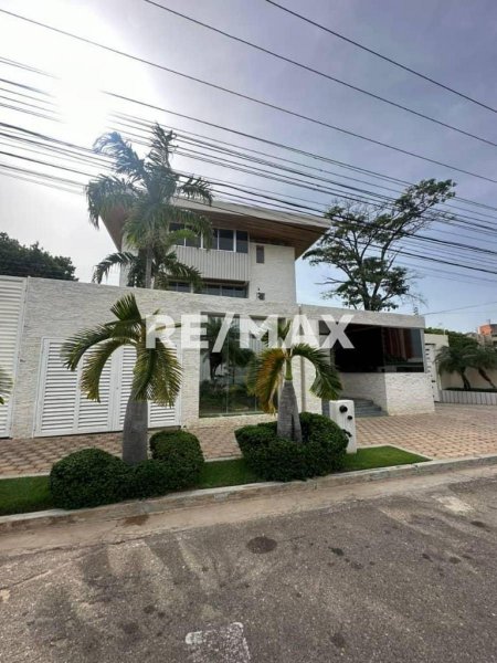 Foto Apartamento en Venta en Zulia, Zulia - U$D 370.000 - APV231440 - BienesOnLine