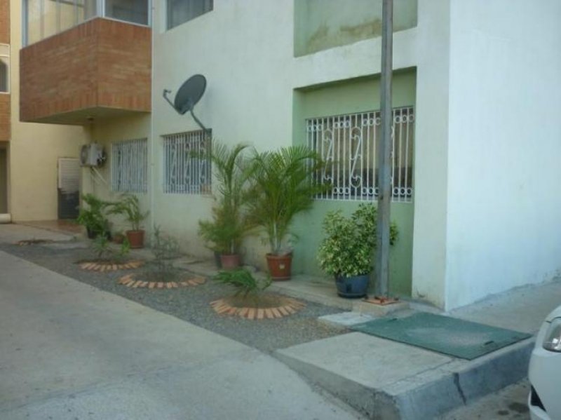 Foto Apartamento en Venta en Punto Fijo, Falcón - BsF 380.000 - APV33193 - BienesOnLine