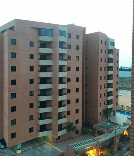 Foto Apartamento en Venta en Ciudad Guayana, Bolívar - U$D 70.000 - APV151077 - BienesOnLine